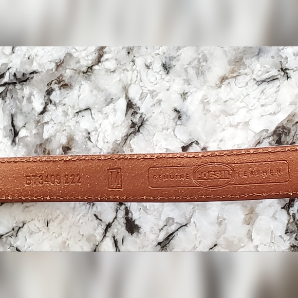 Fossil Timeless Leather Belt, Silver Buckle, Whiskey Brown, Medium, EUC - Picture 7 of 13